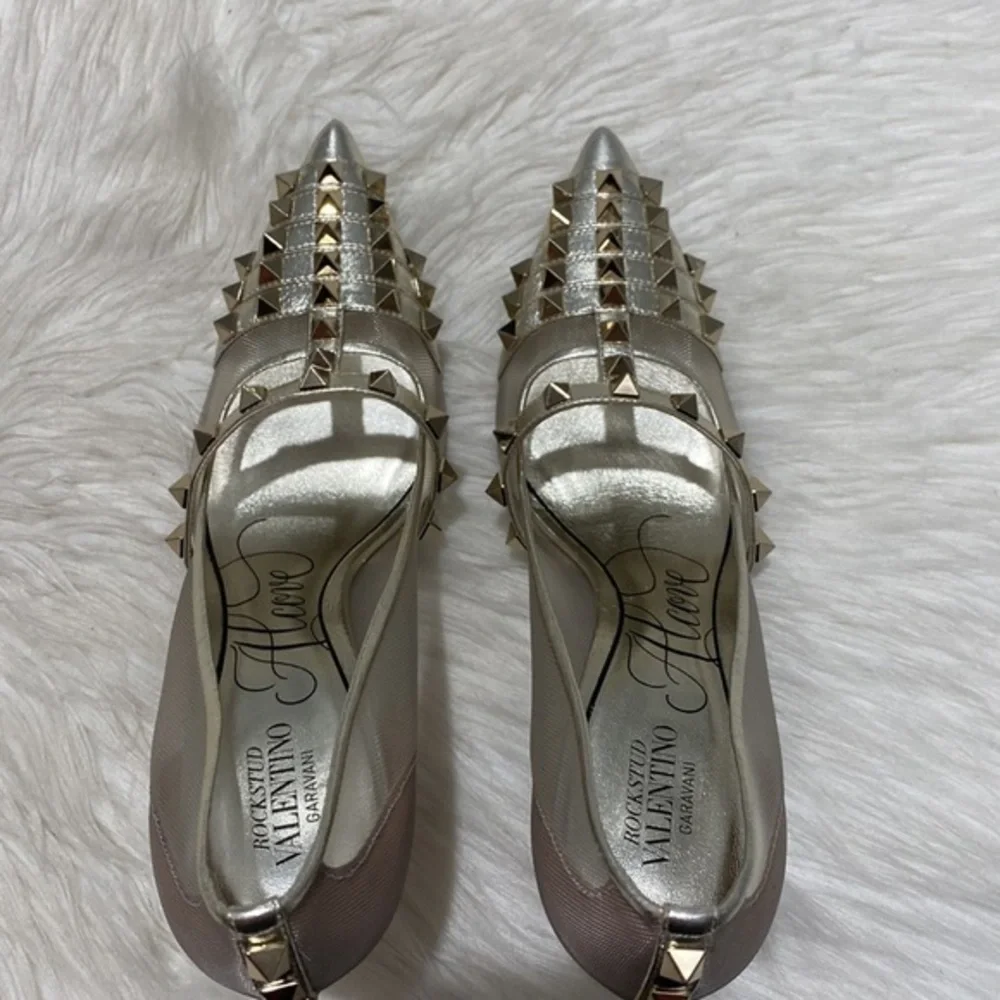 Valentino Garavani Rockstud Alcove pump‎ size 37.5EU - Picture 5 of 14